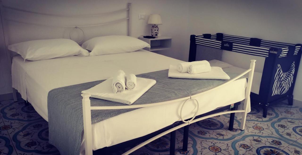 Dimora D'Estate Hotell Milazzo Exteriör bild